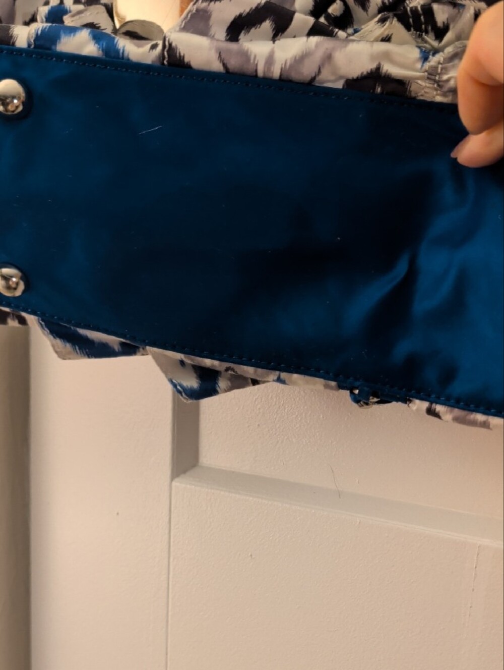 Bebe Blue Patterned Ruffle Tote Bag - Picture 6 of 16